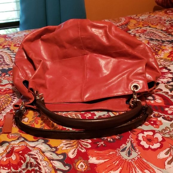 Tano Handbag - Picture 8 of 8